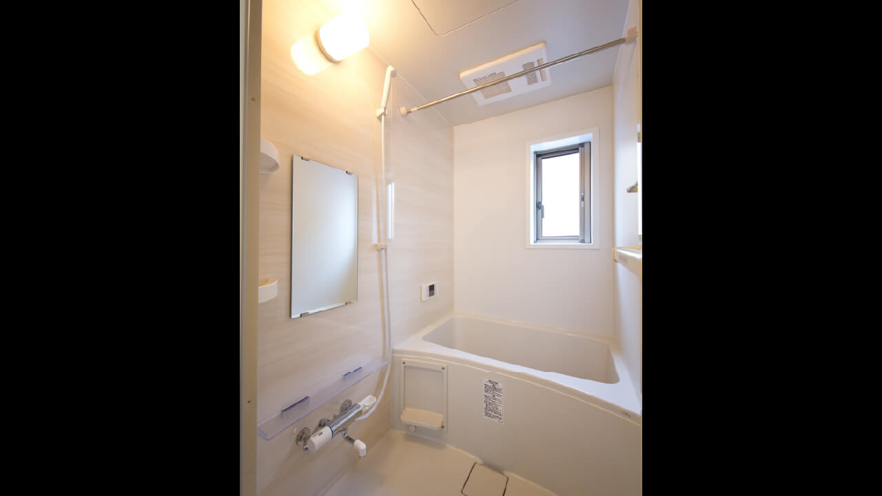 アパート内観、浴室の写真