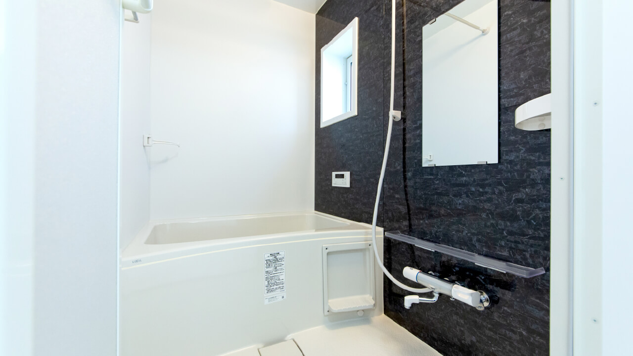 アパート内観、浴室の写真