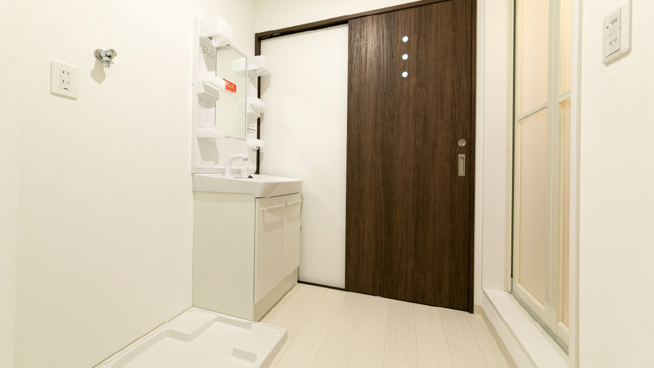 アパート内観、洗面台の写真