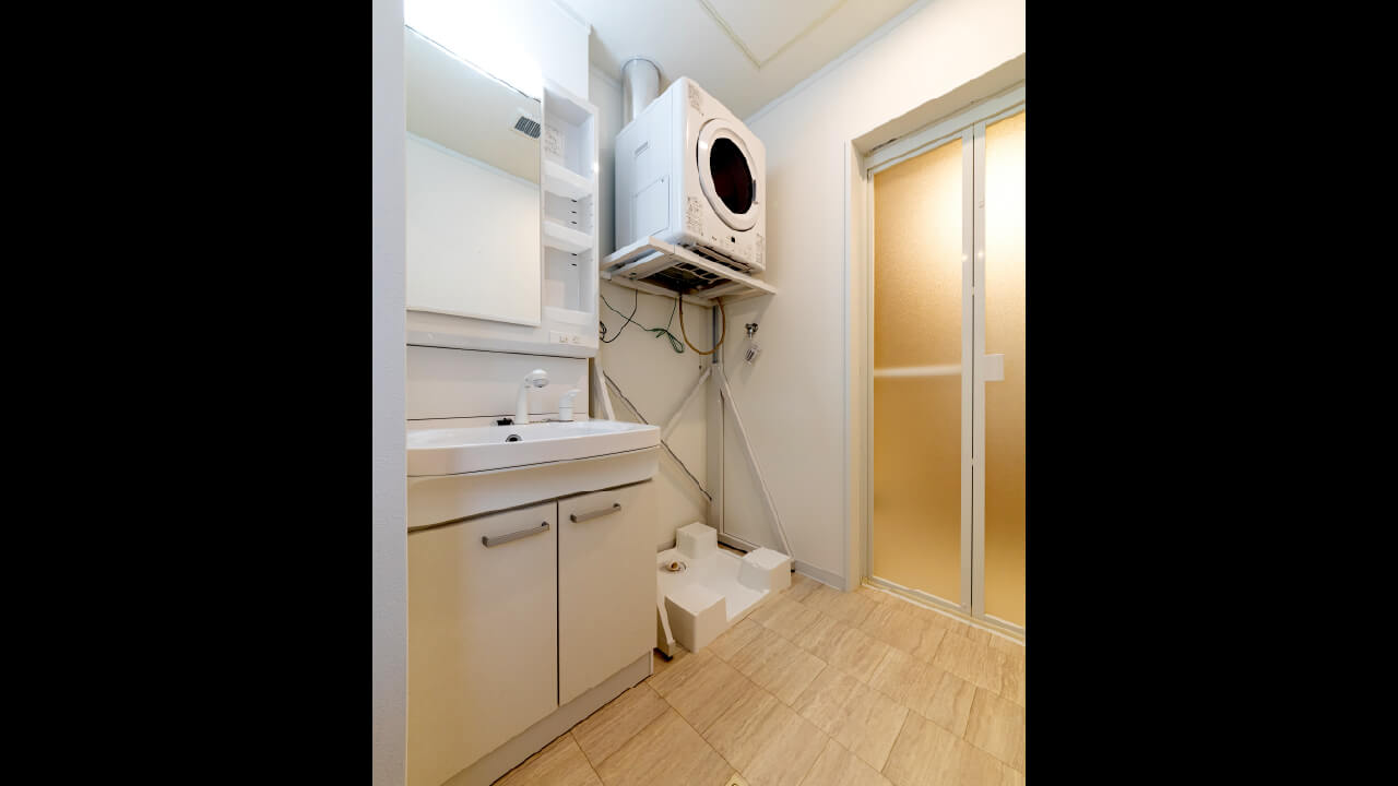 アパート内観、洗面台の写真