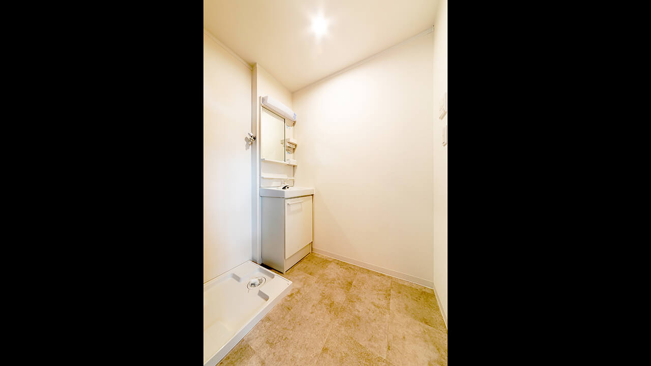 アパート内観、洗面台の写真